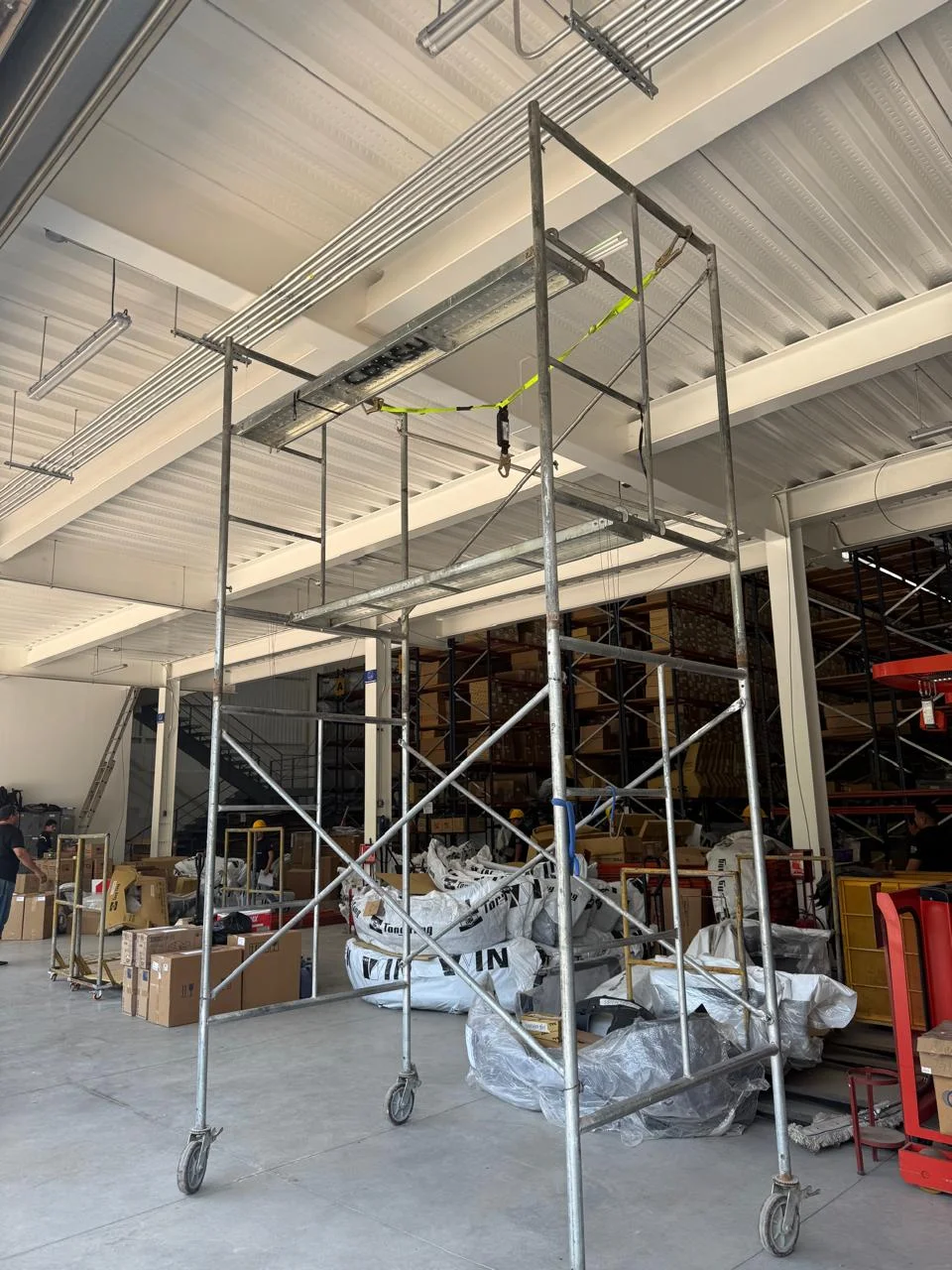 Nave Industrial Parts Plus — foto 11